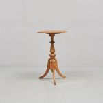 1294 8654 PEDESTAL TABLE